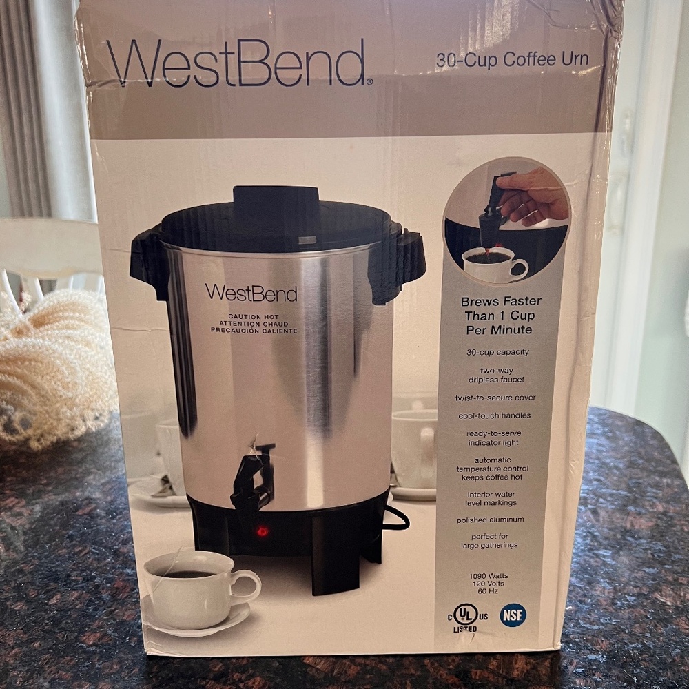 WestBend  30-Cup Coffee Urn - New in Box